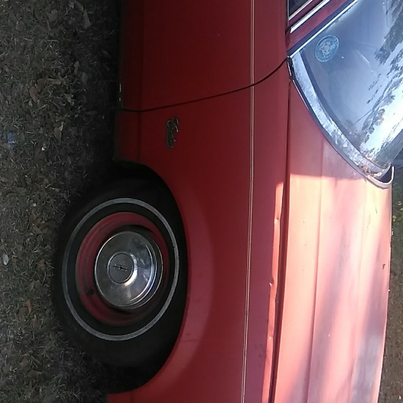 1984 4d Cutlass Supreme Sudan - Picture 2 of 8